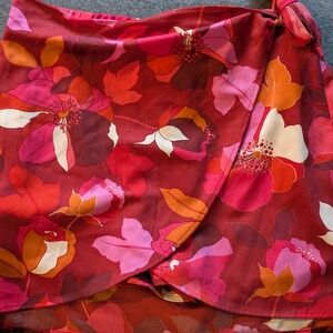 DR2 Red and Pink Floral Swim Sarong